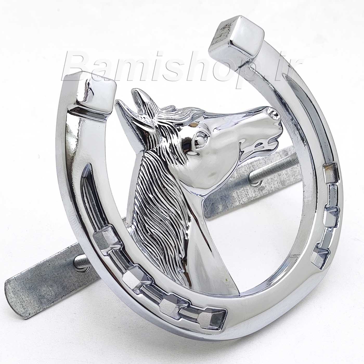 آرم نعل اسب فلزی جلو پنجره